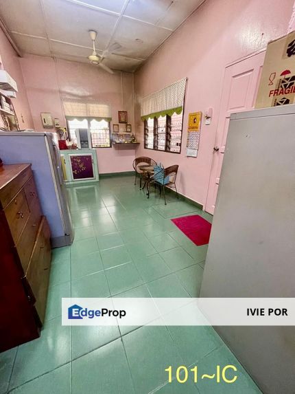 Crowded Area Pandamaran 20x80 Double Sty Shop Lot Port Klang  , Selangor, Klang