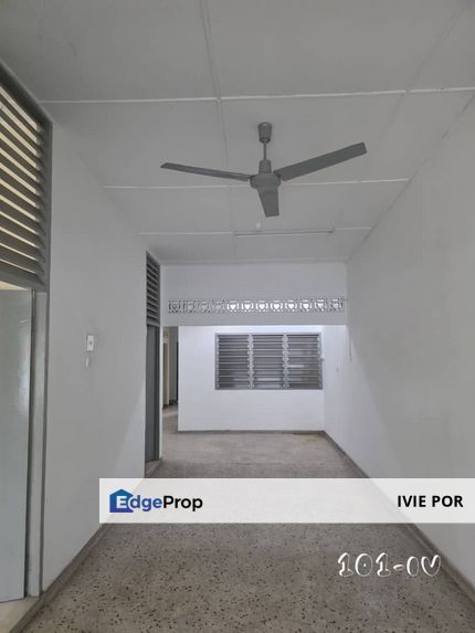 Good Condition Palm Grove 20x80 Non Flood Area Single Sty House Klang , Selangor, Klang