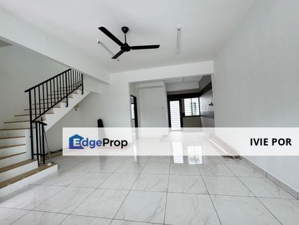 Newly Refurbished Taman Sejati 4 Taman Sentosa 20x55 Double Sty House Klang, Selangor, Klang