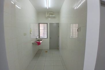 Pangsapuri Akasia, Bandar Botanic