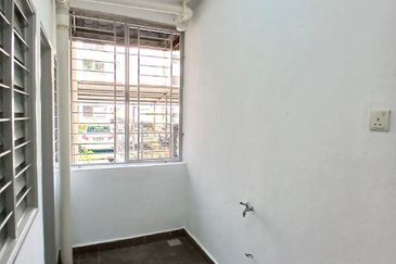 Pangsapuri Akasia, Bandar Botanic