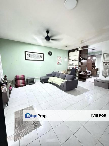 Jalan Cassia Bandar Botanic Klang For Sale 20x65 Double Storey, Selangor, Klang