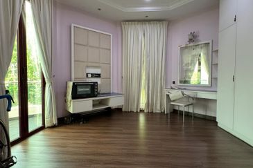 Canal Gardens, Kota Kemuning