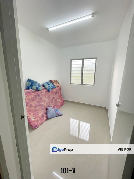 Bandar Bukit Tinggi 1 Apartment Klang For Sale 650sqft 1st Floor , Selangor, Klang