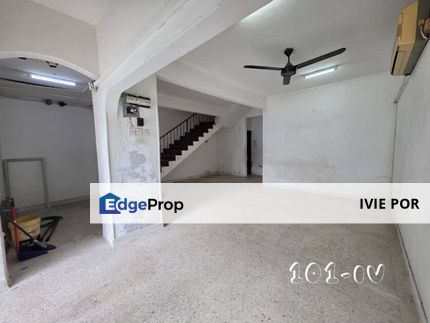 Taman Sri Andalas Klang Terraced House For Sale 20x70 Double Storey, Selangor, Klang