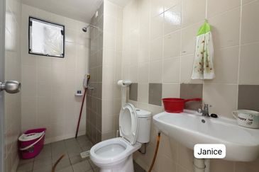 Seri Baiduri Apartments @ Setia Alam