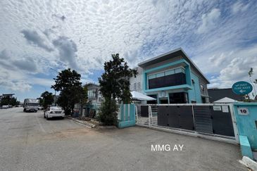 Gateway 16, Bandar Bukit Raja