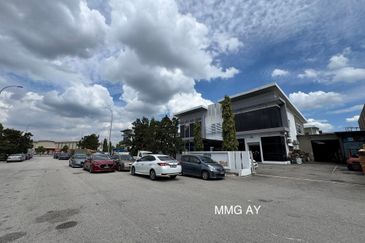 Gateway 16, Bandar Bukit Raja