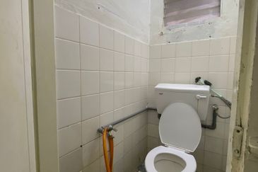 Port Klang (Pelabuhan Klang)