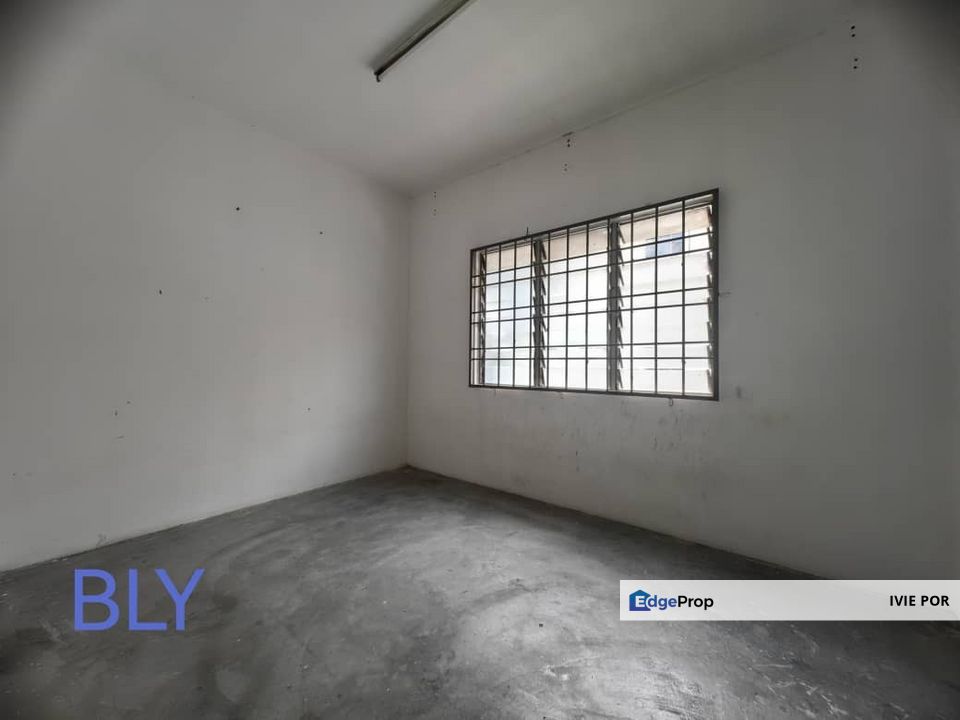 Bandar Bukit Tinggi Klang Flat For Sale 650sqft Low Cost, Selangor, Klang