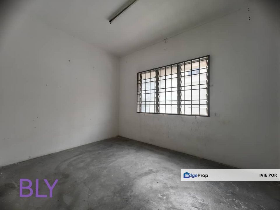 Bandar Bukit Tinggi Klang Flat For Sale 650sqft Low Cost, Selangor, Klang
