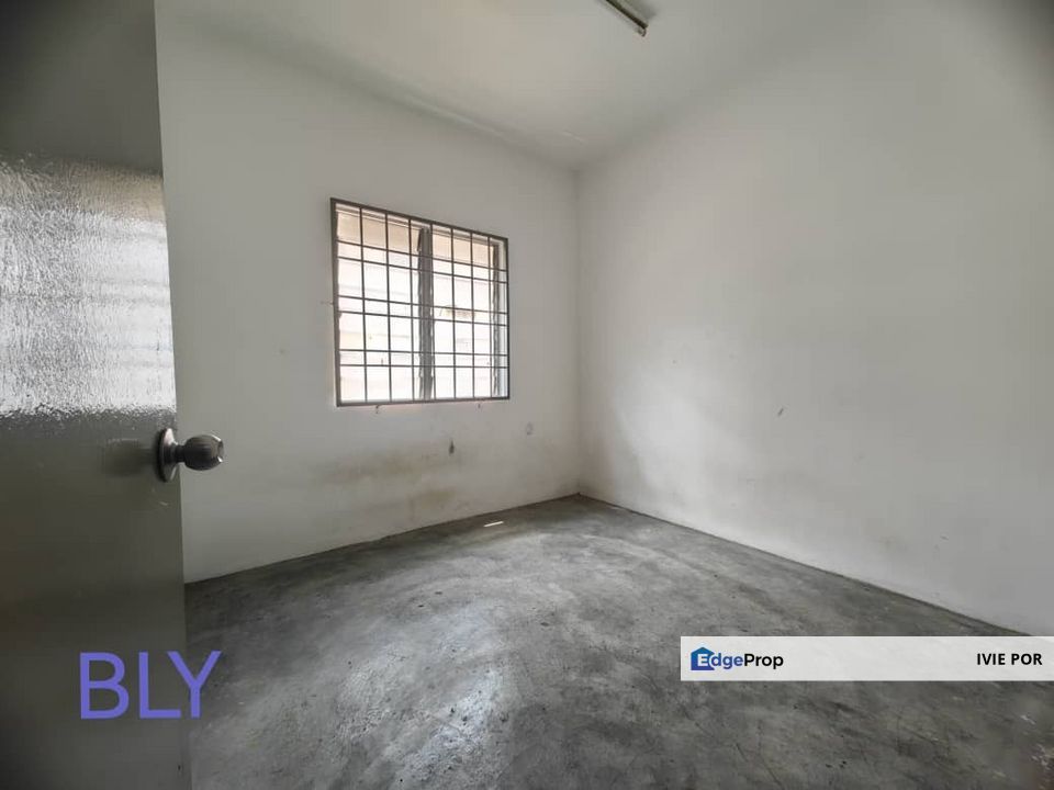 Bandar Bukit Tinggi Klang Flat For Sale 650sqft Low Cost, Selangor, Klang