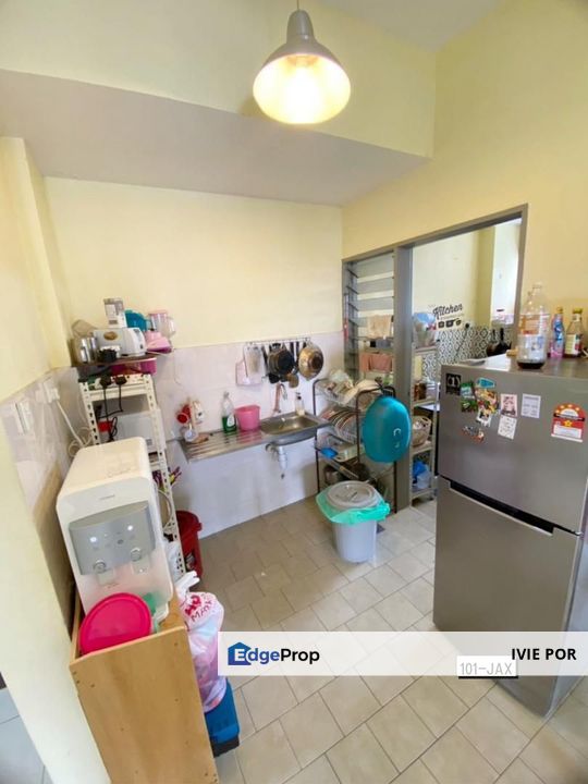 Lagoon Suite Kota Kemuning Apartment For Sale 700sqft , Selangor, Kota Kemuning