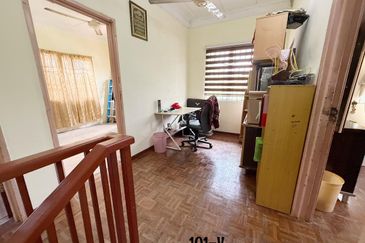 Taman Teluk Gedung Indah