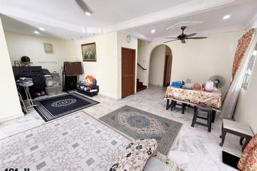 Taman Teluk Gedung Indah