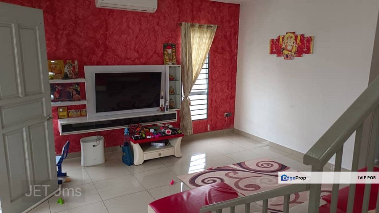 Taman Saga Klang Terraced House For Sale End Lot 35x55 Double Storey, Selangor, Klang