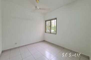 Pangsapuri Akasia, Bandar Botanic