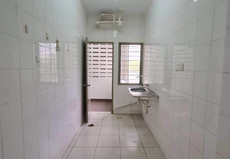 Pangsapuri Akasia, Bandar Botanic