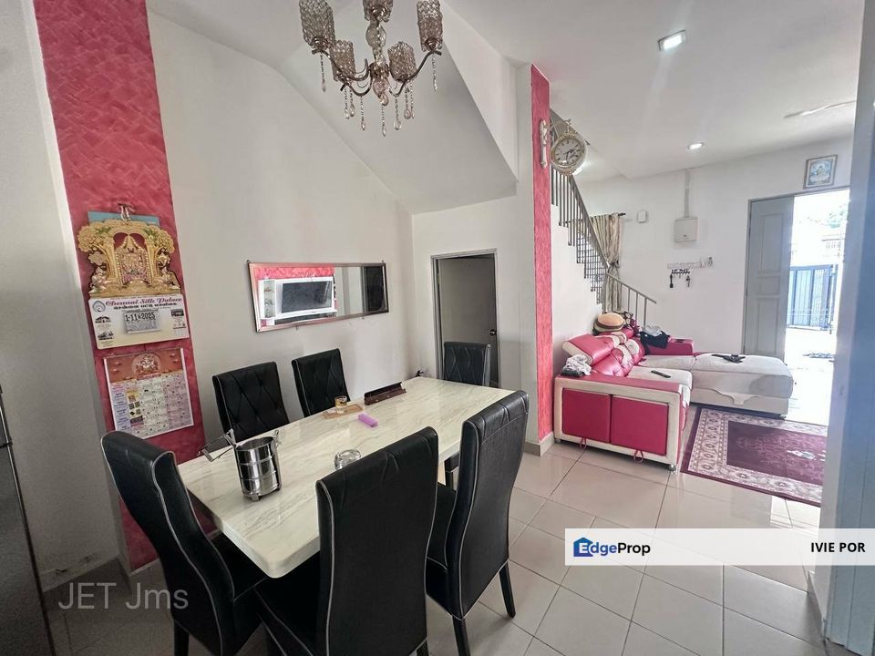 Taman Saga Klang Terraced House For Sale End Lot 25x55 Double Storey, Selangor, Klang