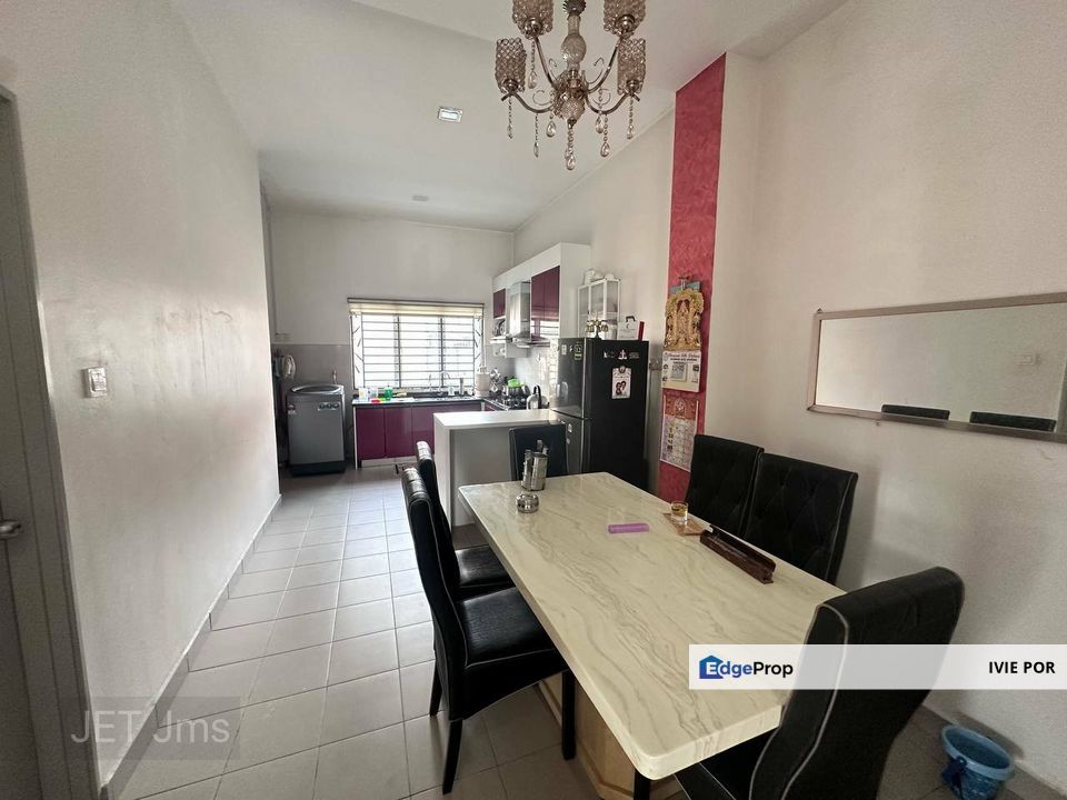 Taman Saga Klang Terraced House For Sale End Lot 25x55 Double Storey, Selangor, Klang