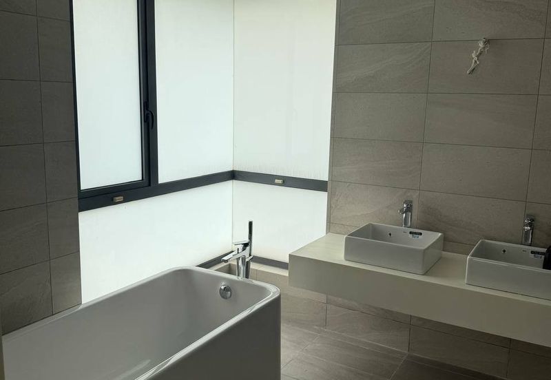 Broadleaf Residences, Hometree