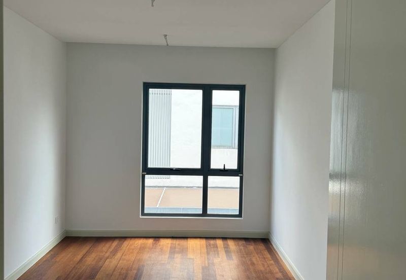 Broadleaf Residences, Hometree