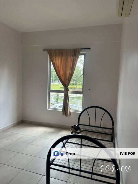 Pangsapuri Tasik Kota Kemuning Condominium For Sale 1st Floor 1500sqft Corner Lot, Selangor, Kota Kemuning
