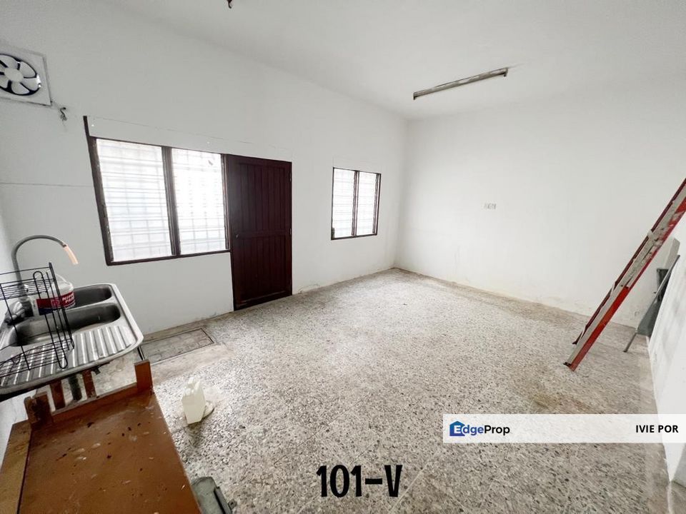 Taman Klang Utama Klang Terraced House For Sale 18x55 Double Storey, Selangor, Klang