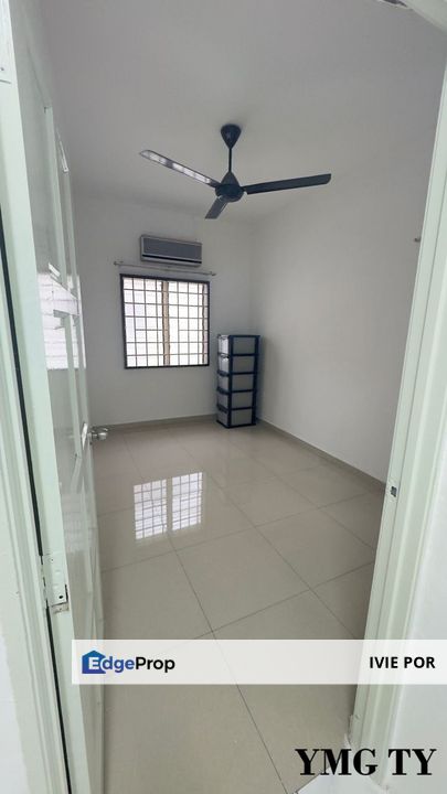 Taman Klang Utama Klang Terraced House For Sale End Lot 18x55 Double Storey, Selangor, Klang