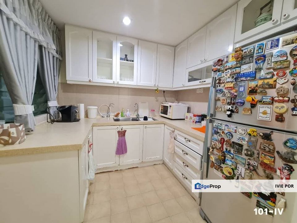 Sri Acappella Shah Alam Condominium For Sale 945sqft Nice Environment , Selangor, Shah Alam