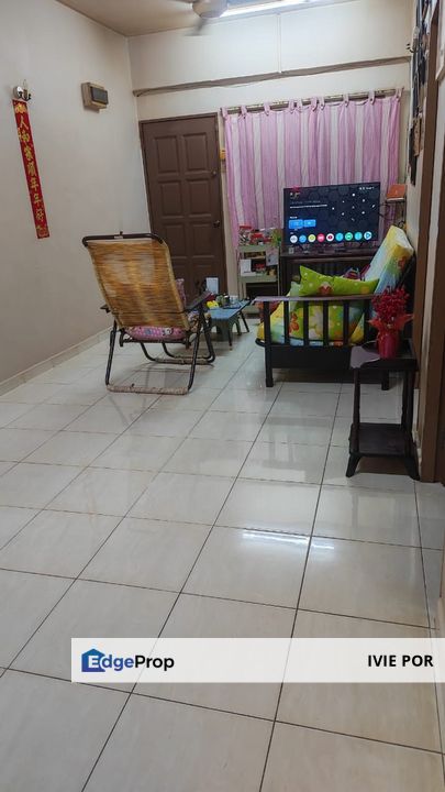 Pangsapuri Pelangi Indah Klang Flat For Sale 650sqft 1st Floor, Selangor, Klang