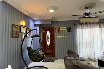 Taman Teluk Gedung Indah