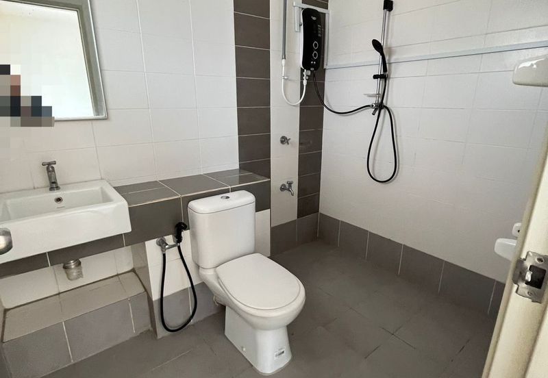 Saron @Bandar Bukit Raja