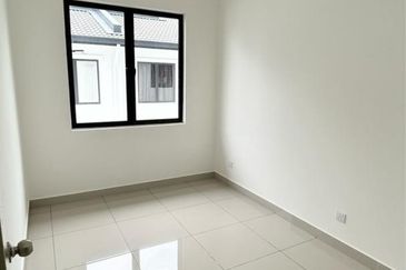 Robin @ Bandar Rimbayu