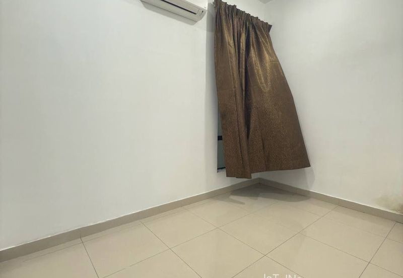 The Maple Residences