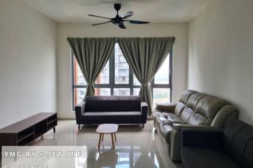 Gravit8 @ Klang South