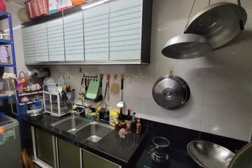 Pangsapuri Akasia, Bandar Botanic