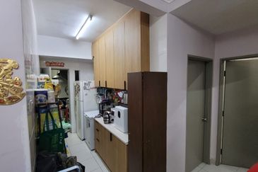 Pangsapuri Akasia, Bandar Botanic