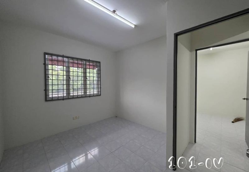 Pangsapuri Pendamar B