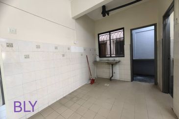 Vista Bayu Apartment, Taman Bayu Perdana