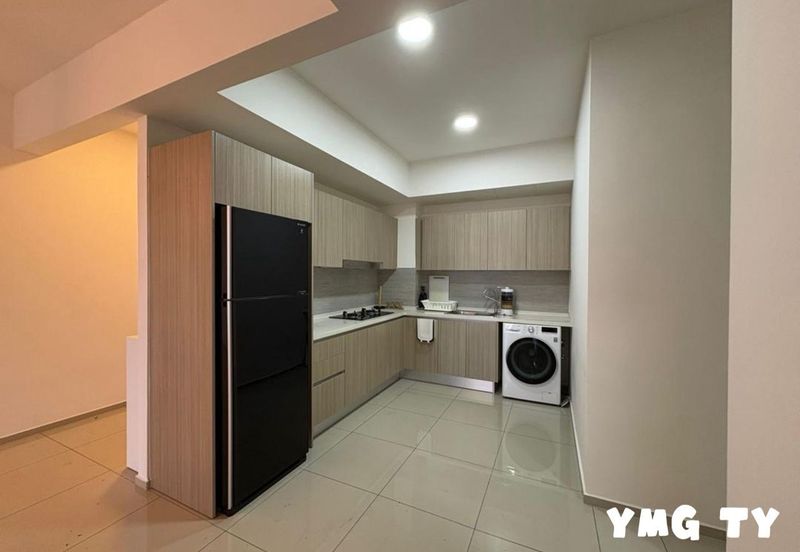 Ashino Residences @ Gravit8