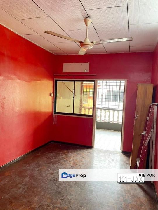 Taman Palm Grove Klang Terraced House For Sale 20x80 Double Storey, Selangor, Klang