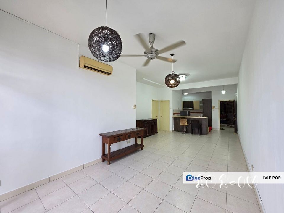 Lakes Condominium Kota Kemuning For Sale 980sqft Below Market Value, Selangor, Kota Kemuning