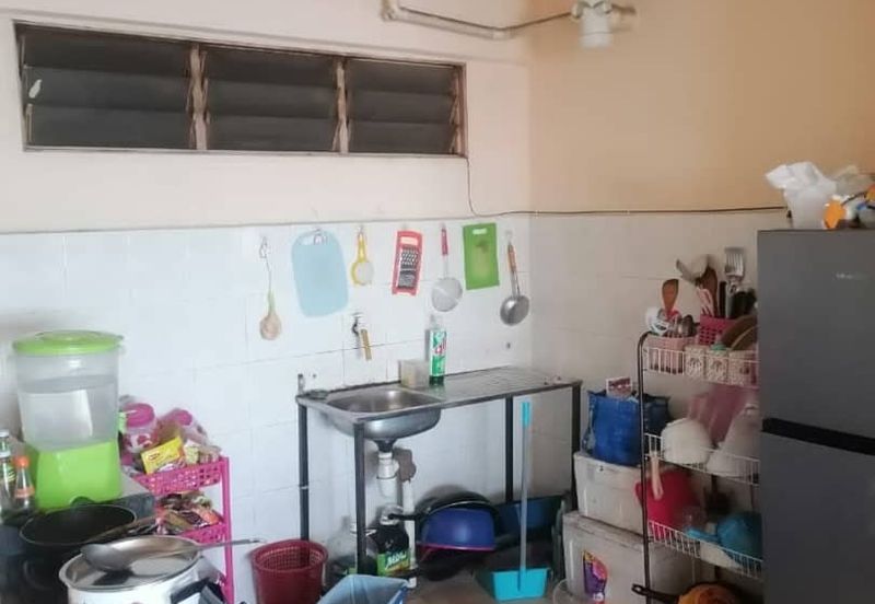 Pangsapuri Permai Indah Pandamaran Flat For Rent 657sqft