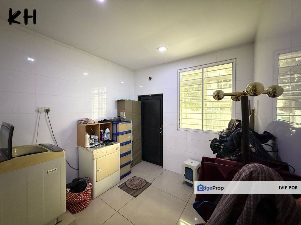 Kampung Jawa Klang Terraced House For Sale End Lot 20x103 Double Storey, Selangor, Klang