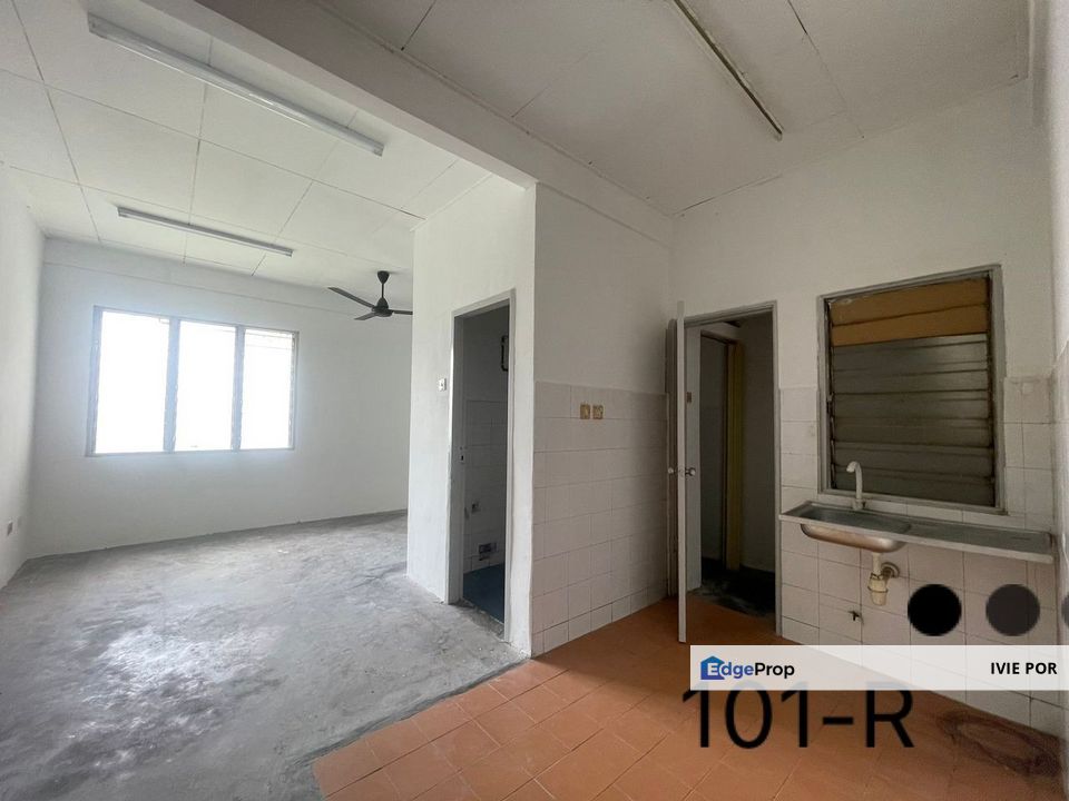 Pangsapuri Sri Ayu Bangi Flat For Sale 650sqft Low Cost, Selangor, Bangi