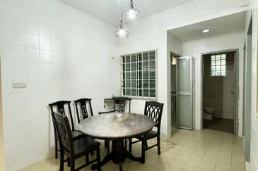 Jalan Makyong, Bandar Bukit Raja