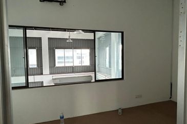 Gateway 16, Bandar Bukit Raja