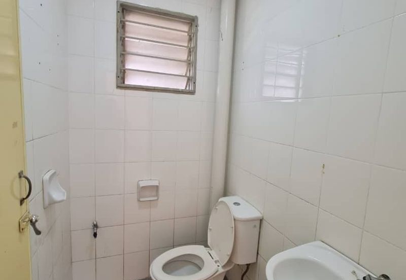 Pangsapuri Akasia, Bandar Botanic