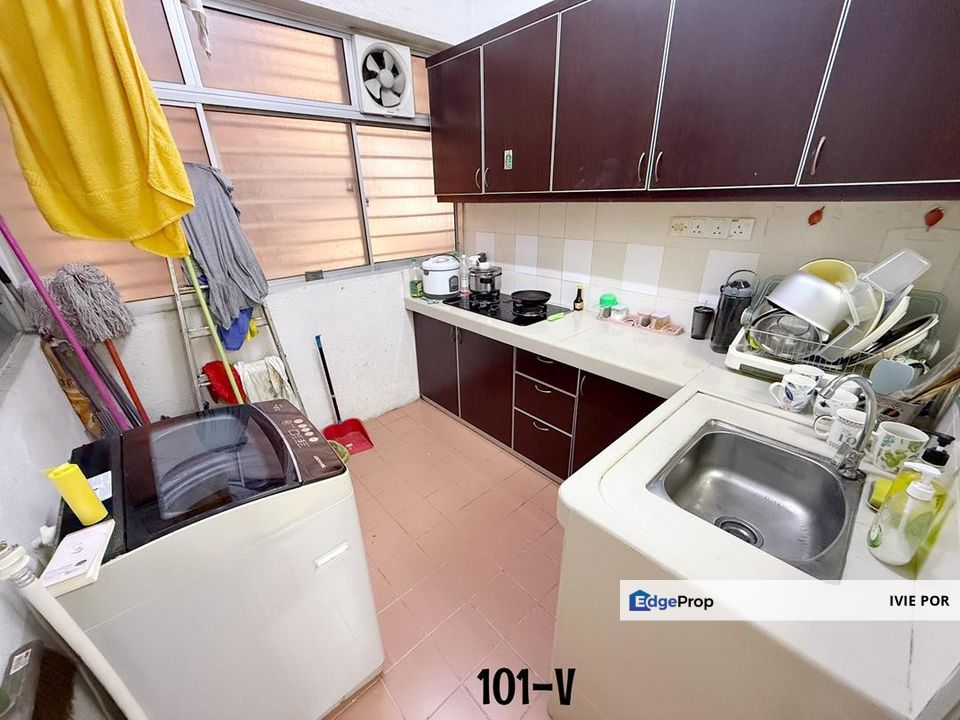 Rhythm Avenue USJ Condominium For Sale 878sqft Partially Furnished, Selangor, USJ